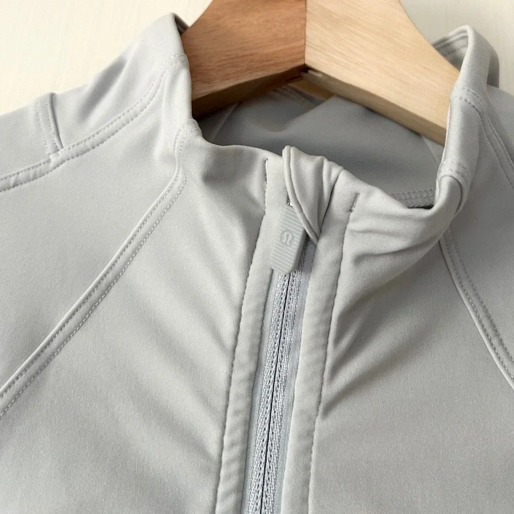 Lululemon Final Mile Lightweight Jacket Starlight 4 Running Gym Outdoors Active